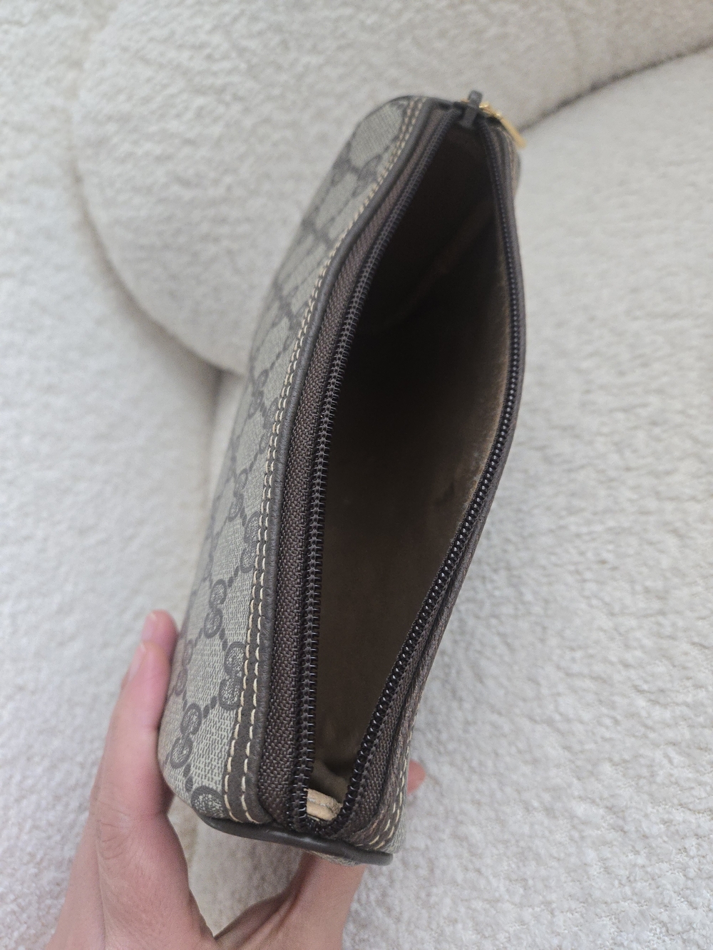 Vintage Gucci GG Monogram Cosmetic Pouch / Clutch - Picture 11 of 16